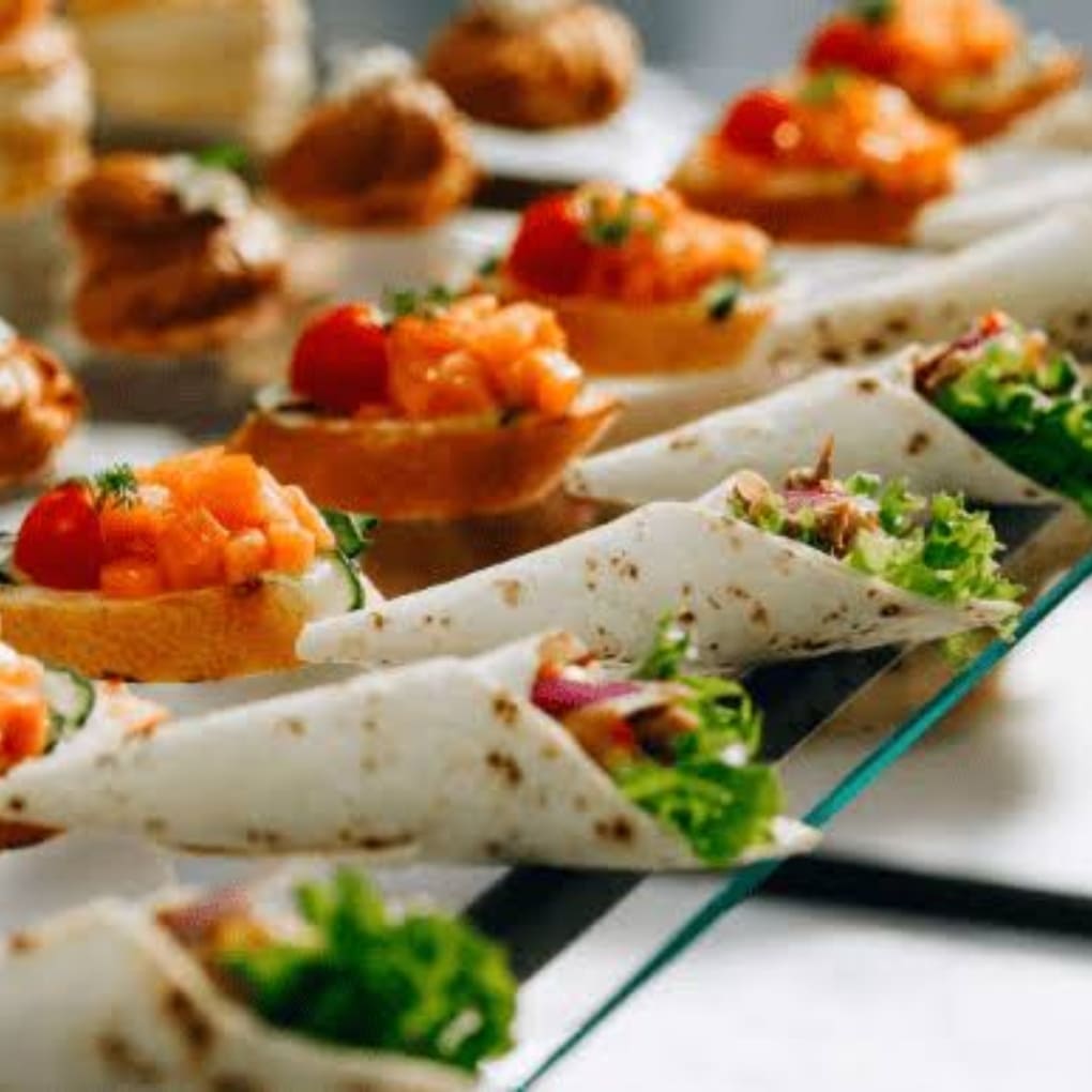 canapés,servicio de canapés, canapés dulces, canapés salados, canapés para eventos